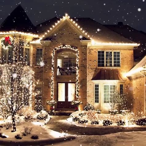 13 Outdoor Christmas Lights Ideas and Tips .